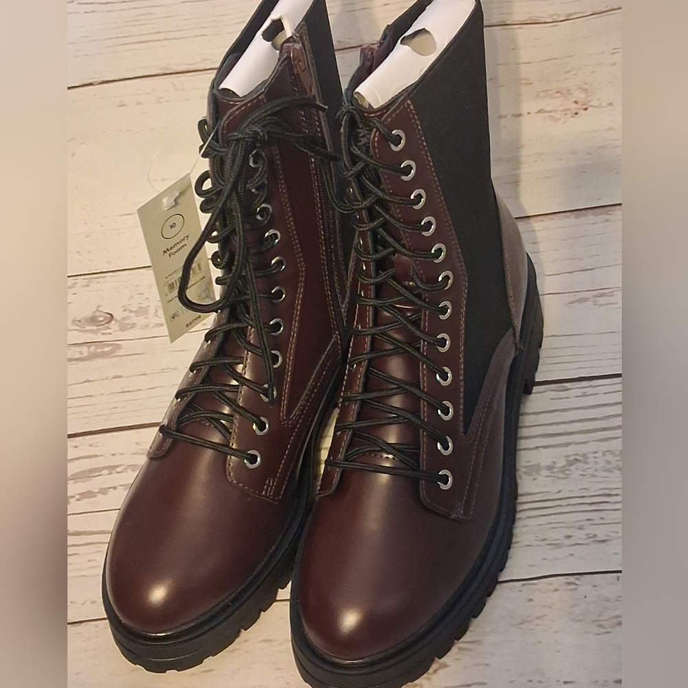 No Boundaries Women's Burgundy and Black Combat Boots Size 8 - Picture 2 of 8